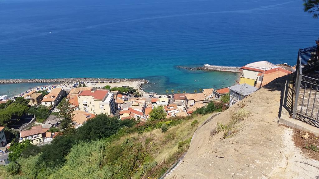 Le Ville Di Porto Ada Pizzo  Luaran gambar